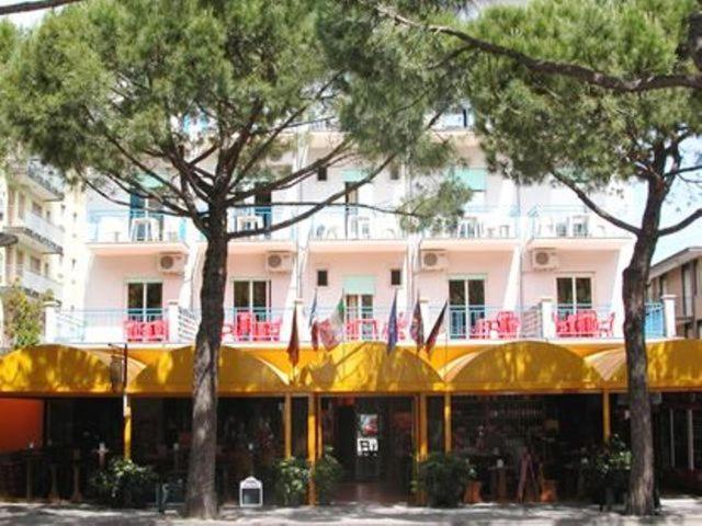 Hotel Canova 리도 디 예솔로 외부 사진